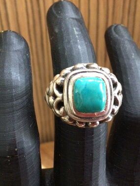 Bohemian style open work 925 sterling silver ring with square turquoise stone. 7